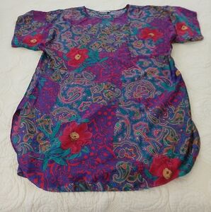 Ladies Vintage bright printed Silky Floral Paislet L Iounge Top Size Medium
